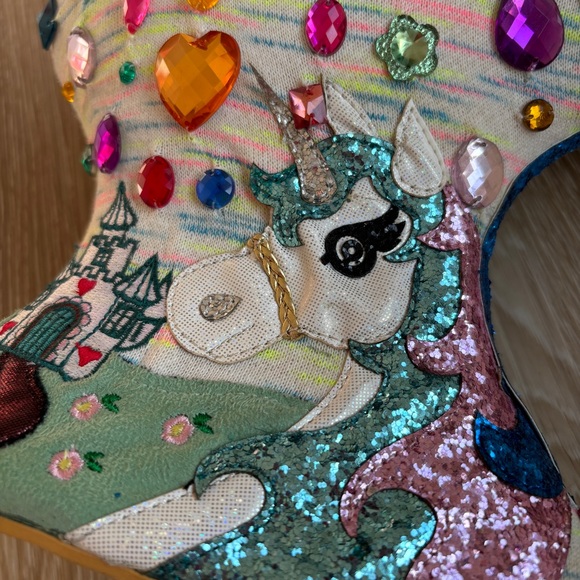 RARE The Gold Star Collection Irregular Choice Unicorn Platform Heels - Picture 2 of 6